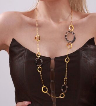 Single layered casual long chain