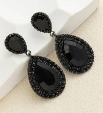 Black stoned dangling earrings