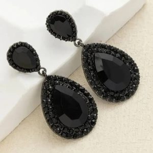 Black stoned dangling earrings