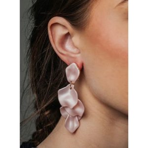 Lilac matte petal earrings
