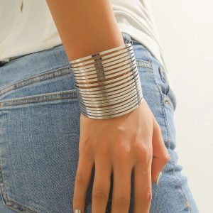Spiral bracelet