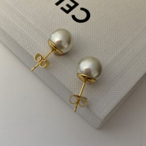 Champagne Pearl Studs