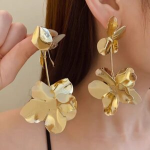 Gold Drop Down Metallic Petals